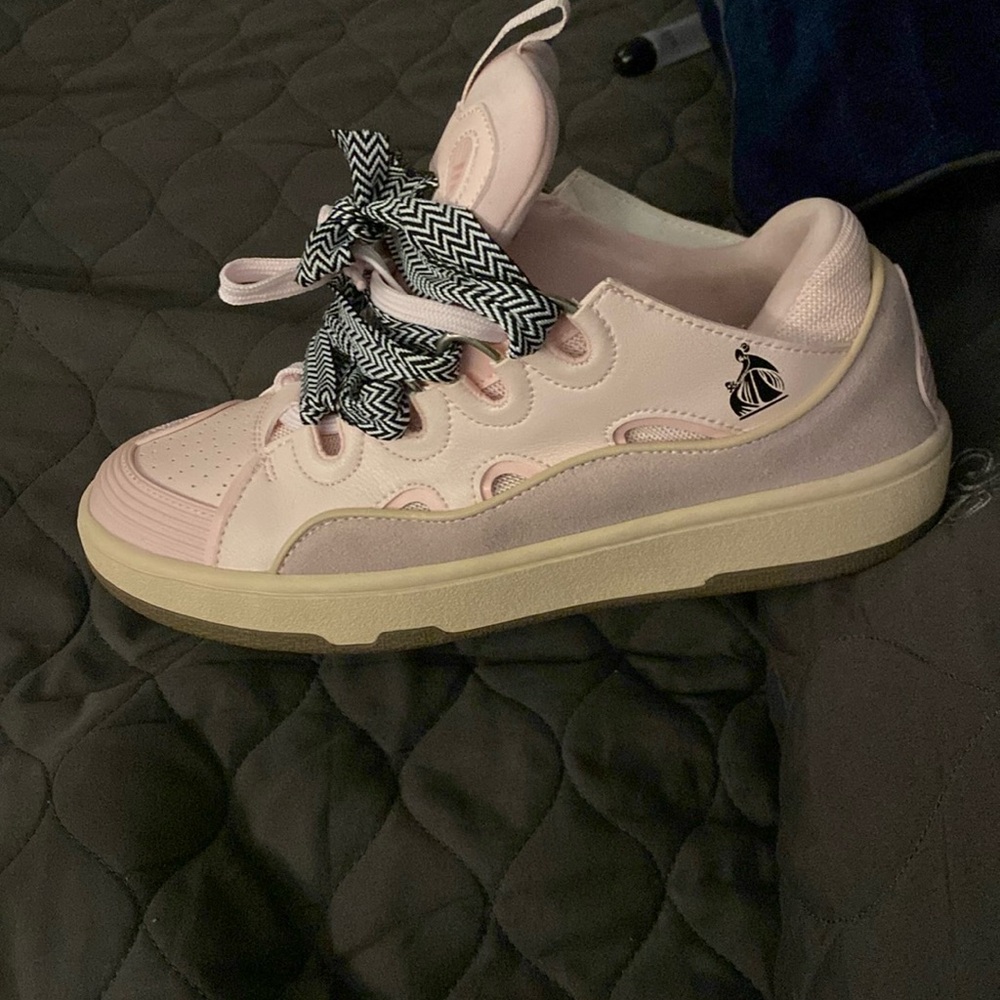 I am selling pink leather Lanvin in a size 9 for 330